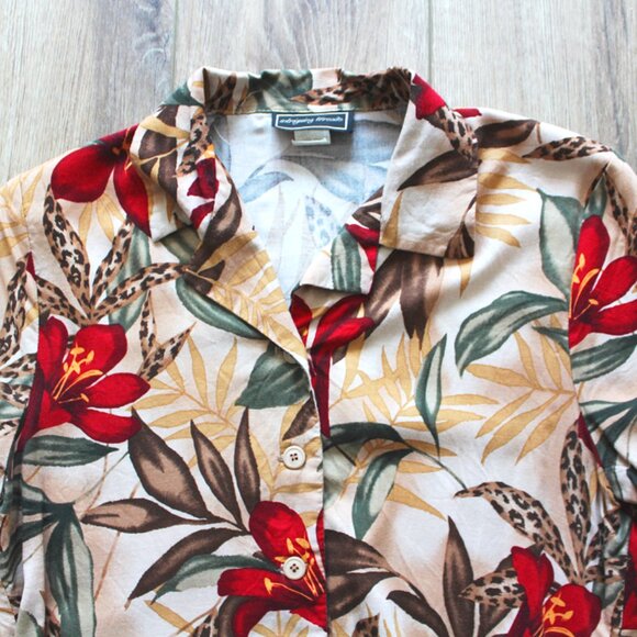 Interiguing Threads Blouse - Size XSmall - Picture 3 of 3